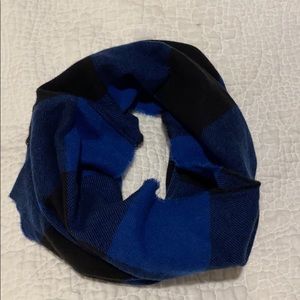 Gingham infinity scarf